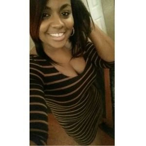 Meet your Posher, Niaja